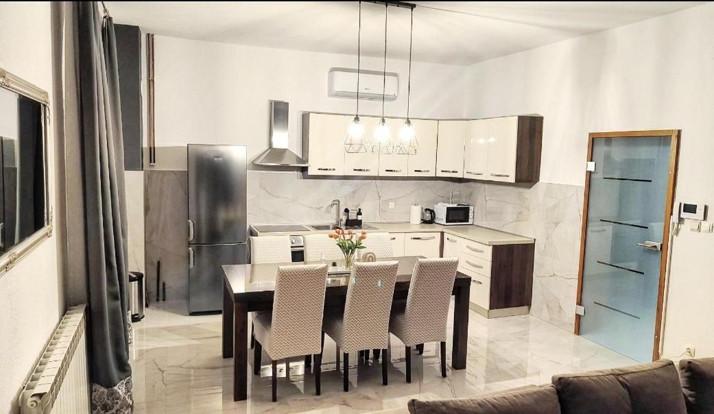 Kosante - Luxury Apartment - 150 M2 With Fitness Room Imotski Exterior foto